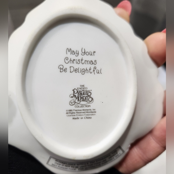Merry Christmas Precious Moments Decorative Plate - Picture 2 of 3